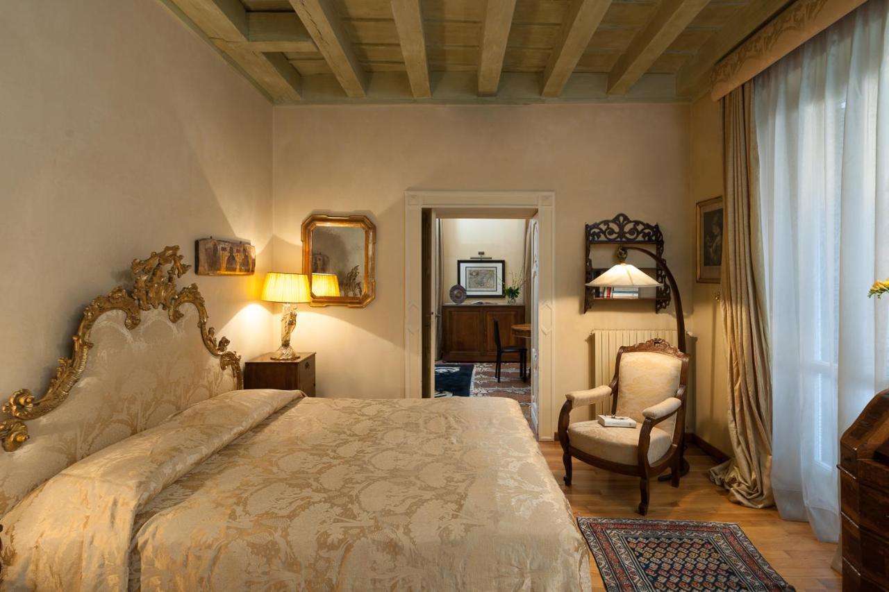 Residenza Dei Signori - Italian Homing Apartment Verona Luaran gambar