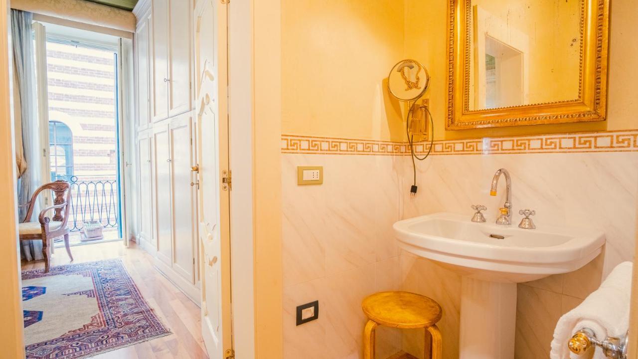 Residenza Dei Signori - Italian Homing Apartment Verona Luaran gambar